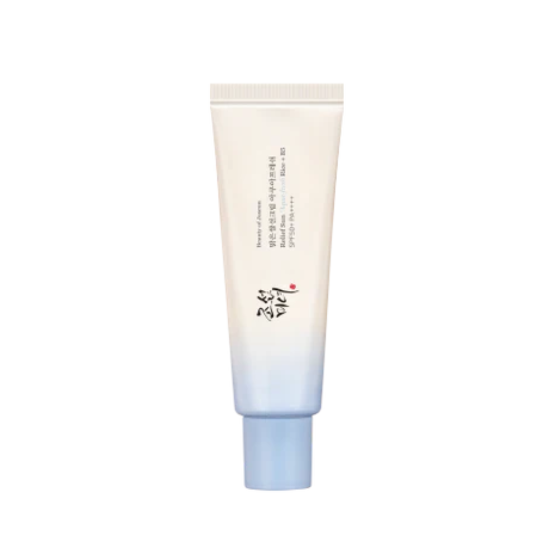 BEAUTY OF JOSEON Relief Sun Aqua-Fresh Rice + B5 delivers lightweight, refreshing SPF50+ PA++++ protection while deeply hydrating your skin. Formulated with Rice Seed Water and Rice Bran Oil, it nourishes and brightens for a radiant complexion. Enriched with Panthenol (Vitamin B5) and Sodium Hyaluronate, it soothes and locks in moisture, making it ideal for dry or sensitive skin. Antioxidant-rich extracts like Oat Kernel, Artichoke Leaf, and Green Tea Water work to strengthen the skin barrier and protect ag