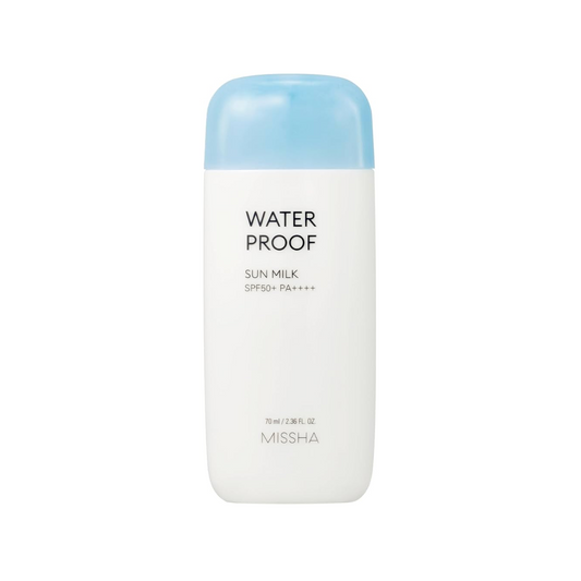 MISSHA All Around Safe Block Waterproof Sun Milk offers reliable sun protection with a lightweight, water-resistant formula, perfect for outdoor activities and humid climates. Enriched with Helichrysum Arenarium Extract, Rhodiola Rosea Root Extract, and Aloe Barbadensis Leaf Extract, it soothes and nourishes the skin while providing antioxidant benefits. The combination of Titanium Dioxide and Bis-Ethylhexyloxyphenol Methoxyphenyl Triazine ensures broad-spectrum UV defense, while the inclusion of Dimethicon