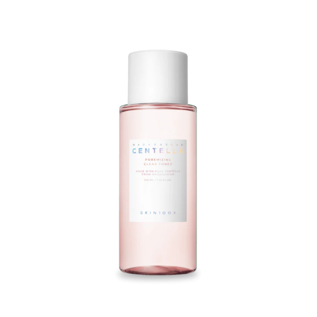 SKIN1004 Madagascar Centella Poremizing Clear Toner is a refreshing exfoliating toner that helps smooth skin texture and reduce the look of pores. Formulated with Centella Asiatica Extract, Willow Bark, and gentle acids like PHA, AHA, and BHA, it clears away dead skin cells while hydrating with Hyaluronic Acid. Perfect for oily or rough skin in need of clarity and balance.
