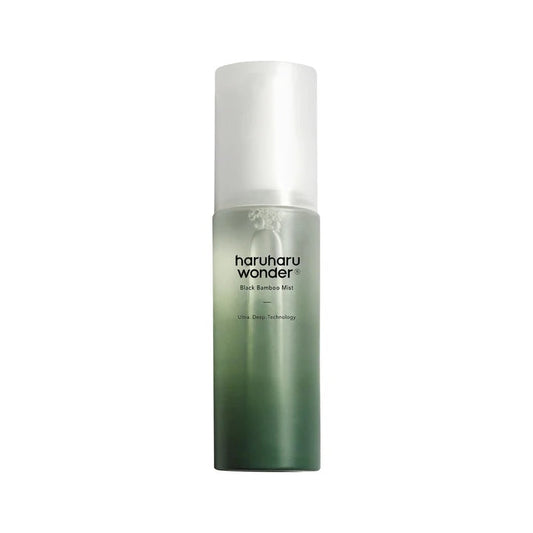 HARUHARU WONDER Black Bamboo Mist delivers an instant burst of hydration and comfort to tired skin. Formulated with Black Bamboo Leaf and Bamboo Shoot Extracts, it supplies antioxidants to help protect and refresh the complexion. Glycerin and Betaine lock in lightweight moisture, while natural botanical oils such as Lavender and Bergamot provide a soothing finish. Perfect for use throughout the day, this mist keeps your skin calm, soft, and radiant.