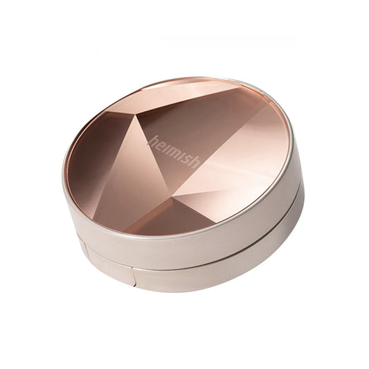 HEIMISH Artless Perfect Cushion offers natural coverage with a radiant finish, enhancing your skin’s glow while keeping it hydrated. Formulated with niacinamide to brighten and Rosa Canina fruit extract to nourish, it helps create a smooth, even complexion. Infused with soothing botanical extracts like thyme and peppermint leaf, this cushion is ideal for achieving a fresh, luminous look every day.
