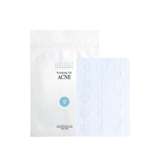 PYUNKANG YUL Acne Spot Patch Super Thin is an ultra-thin, transparent hydrocolloid patch designed to treat acne discreetly. It forms a protective barrier over blemishes, absorbing impurities and promoting faster healing while remaining nearly invisible on the skin1.