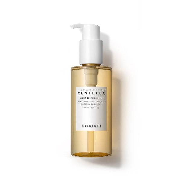 SKIN1004 Madagascar Centella Light Cleansing Oil is a gentle, lightweight formula that removes makeup and impurities while nourishing the skin with Centella Asiatica Extract and natural oils like Sunflower, Olive, and Jojoba. It includes Bergamot and Rose oils for a soothing, refreshing cleanse, leaving skin soft and balanced. Suitable for all skin types, it offers a deep, gentle cleanse without drying out the skin.
