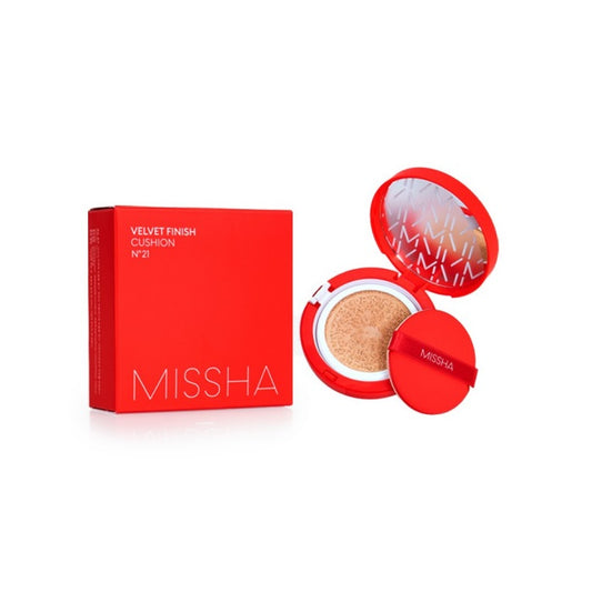 MISSHA Velvet Finish Cushion SPF50+ PA++++ delivers flawless coverage with a lightweight, velvet finish. Infused with Titanium Dioxide and Ethylhexyl Salicylate, it provides broad-spectrum UV protection while keeping skin looking smooth and even. Enriched with calming ingredients like Centella Asiatica Leaf Extract, Aloe Ferox Leaf Extract, and Chamaecyparis Obtusa Water, it soothes and nourishes the skin. Botanical extracts such as Camellia Sinensis Leaf Extract and Rosmarinus Officinalis (Rosemary) Extrac