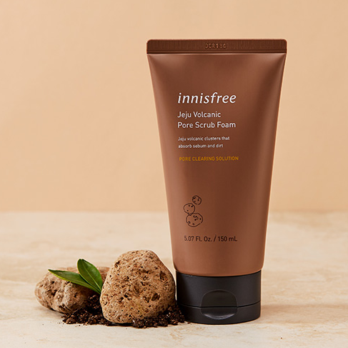 INNISFREE Jeju Volcanic Pore Scrub Foam 150ml